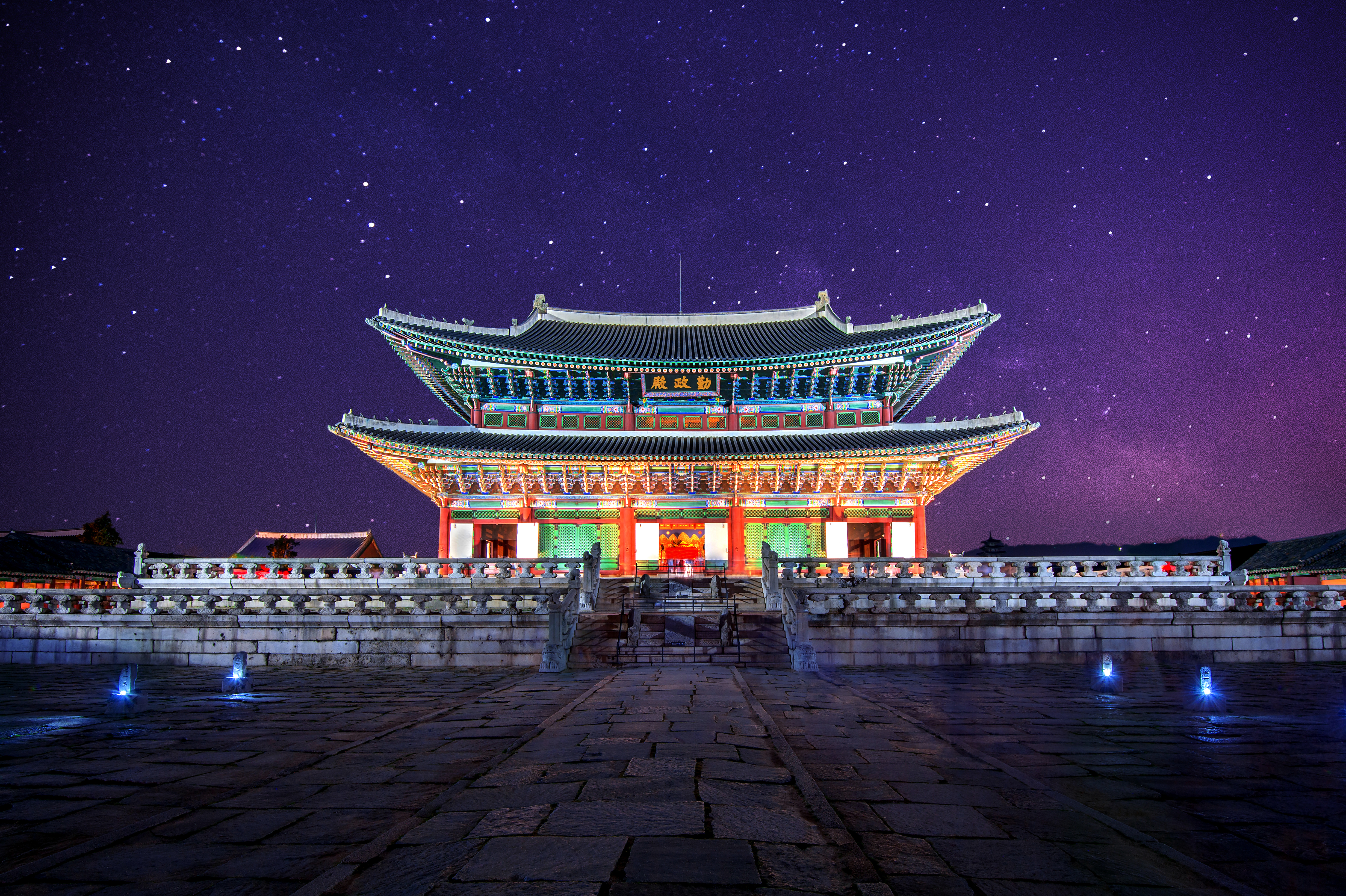 서울의 밤, 고궁의 낭만, 블레저 관광객을 위한 야간 궁궐 산책