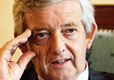 Elimert Van Middelkoop 네덜란드 국방부 장관