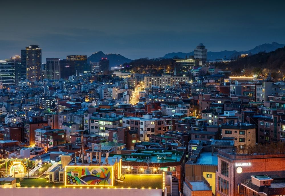 24시간 운영되는 서울에서 외국인 관광객이 안전하게 즐길 수 있는 야간문화