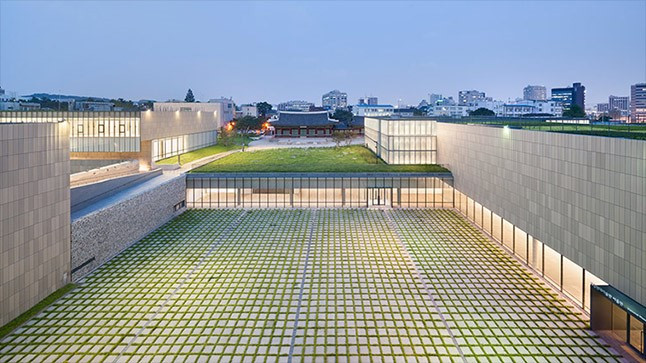 국립현대미술관 서울 마당 공간